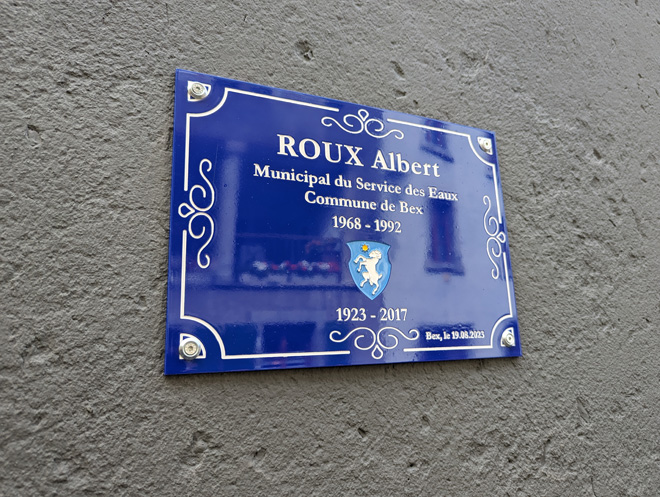 Une plaque commémorative pour feu, Albert Roux