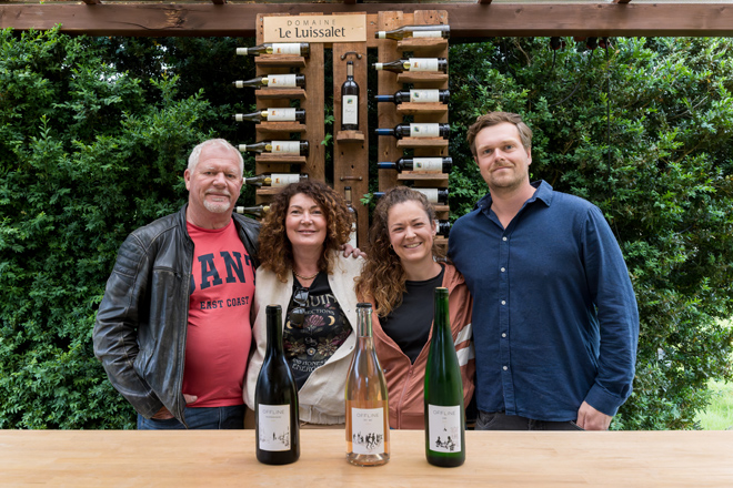 De g. à d. Willy et Nathalie Deladoëy, Ena Gloor et Emanuel Marsicovetere